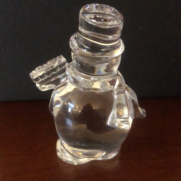 Baccarat Crystal Snowman with Broom. Made in and purchased in France 🇫🇷 - Picture 3 of 15